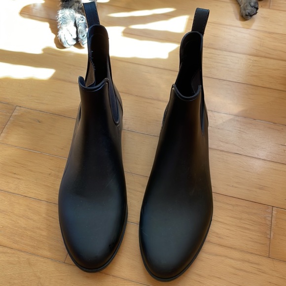 Merona Chelsea Rain Booties - Picture 4 of 8